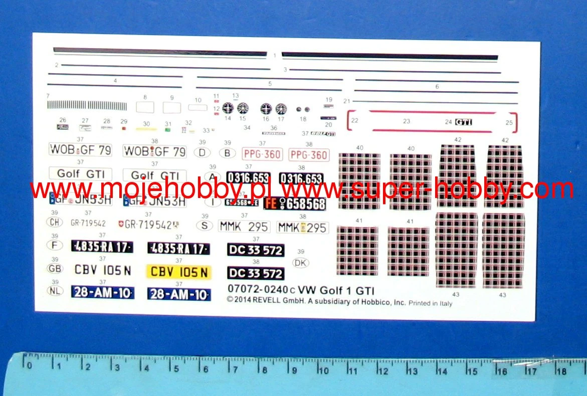 Revell 67072 Model Set VW Golf 1 GTI 8 Revell 67072 Model Set VW Golf 1 GTI - Image 6