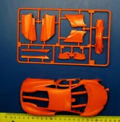 Revell 07051 McLaren 570S -Radio Control Models 18999 1 rev07051 3