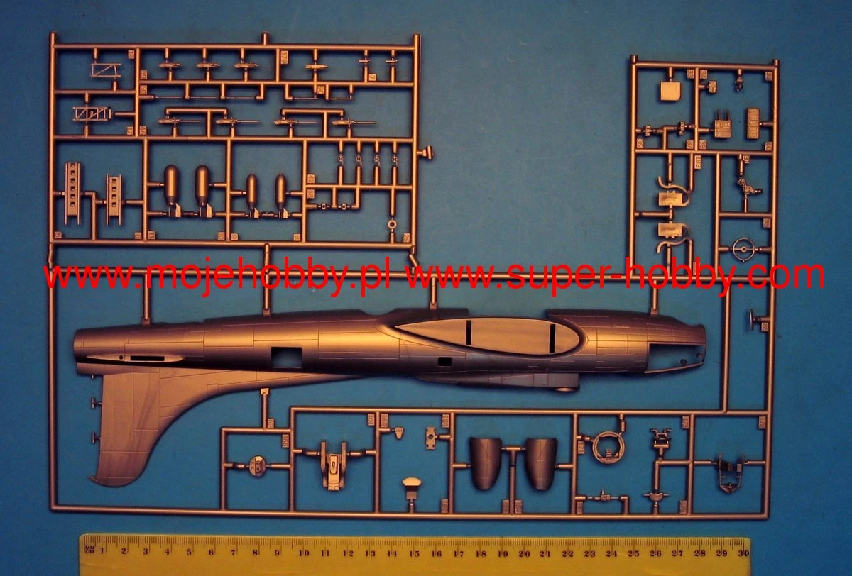 Revell 04283 B-17G Flying Fortress 9 Revell 04283 B-17G Flying Fortress - Image 7