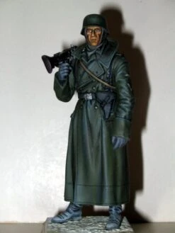 Tamiya 36306 WW2 German Machine Gunner (Greatcoat) 16 Tamiya 36306 WW2 German Machine Gunner (Greatcoat) -Radio Control Models 329 04