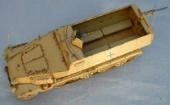 Tamiya 35020 Hanomag Sdkfz 251/1 17 Tamiya 35020 Hanomag Sdkfz 251/1 -Radio Control Models 329 mendes2511e
