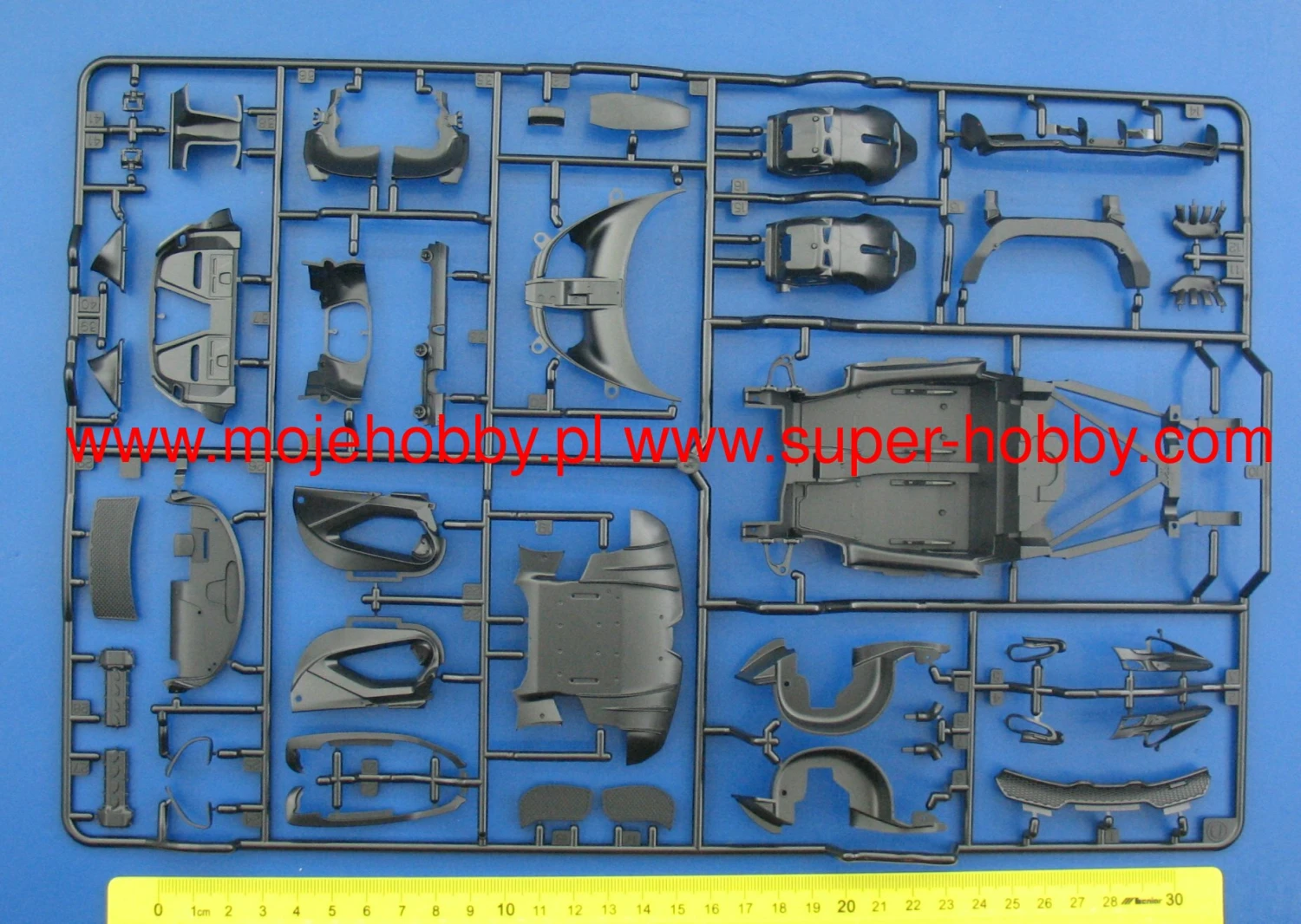 Tamiya 24355 McLaren Senna 8 Tamiya 24355 McLaren Senna - Image 6