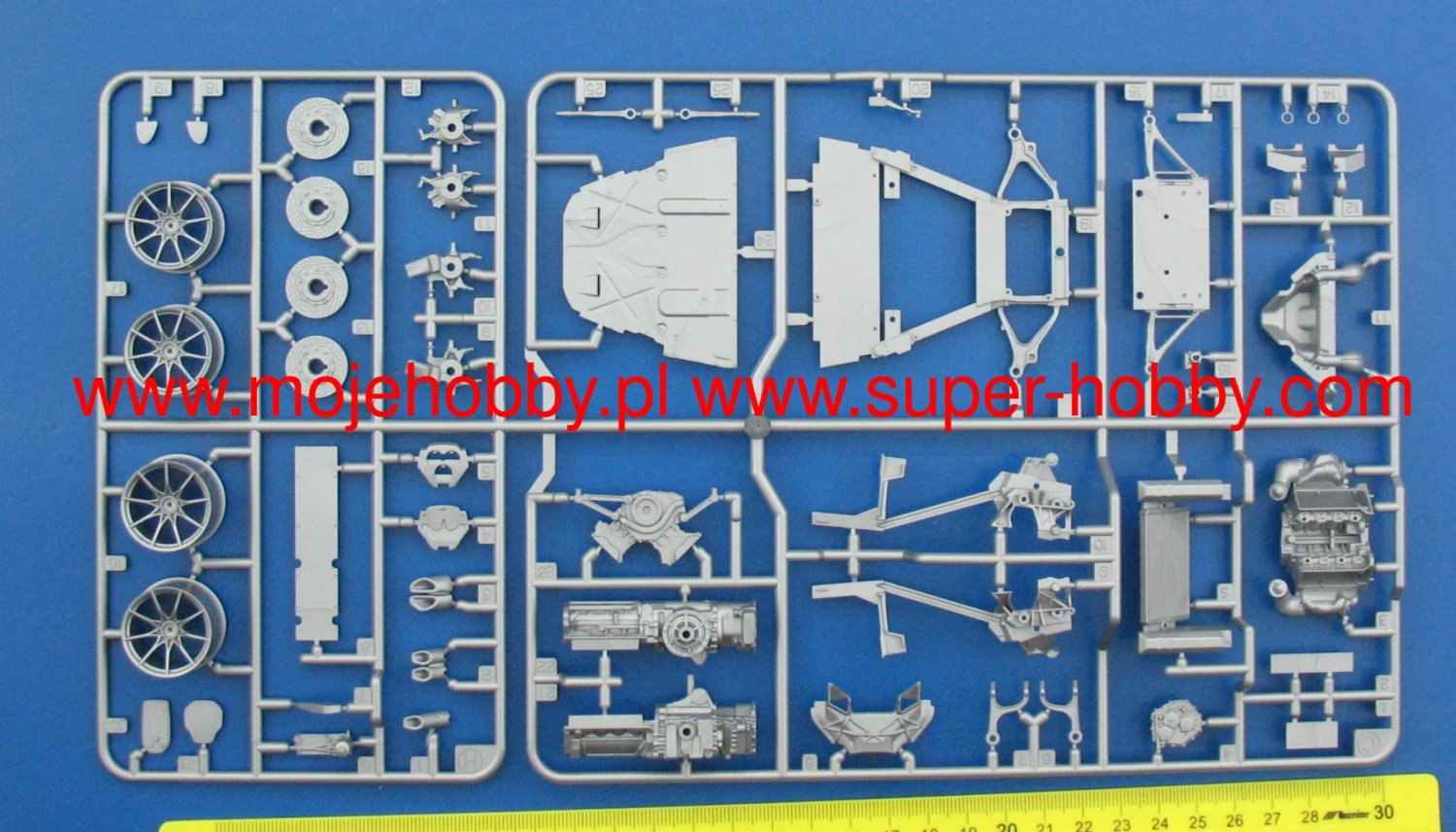 Tamiya 24355 McLaren Senna 9 Tamiya 24355 McLaren Senna - Image 7