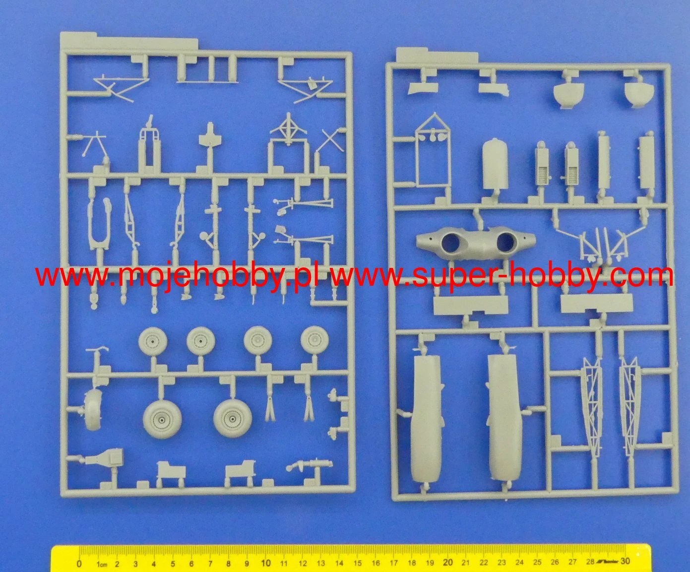 Revell 03859 Horten Go229 A 7 Revell 03859 Horten Go229 A - Image 5