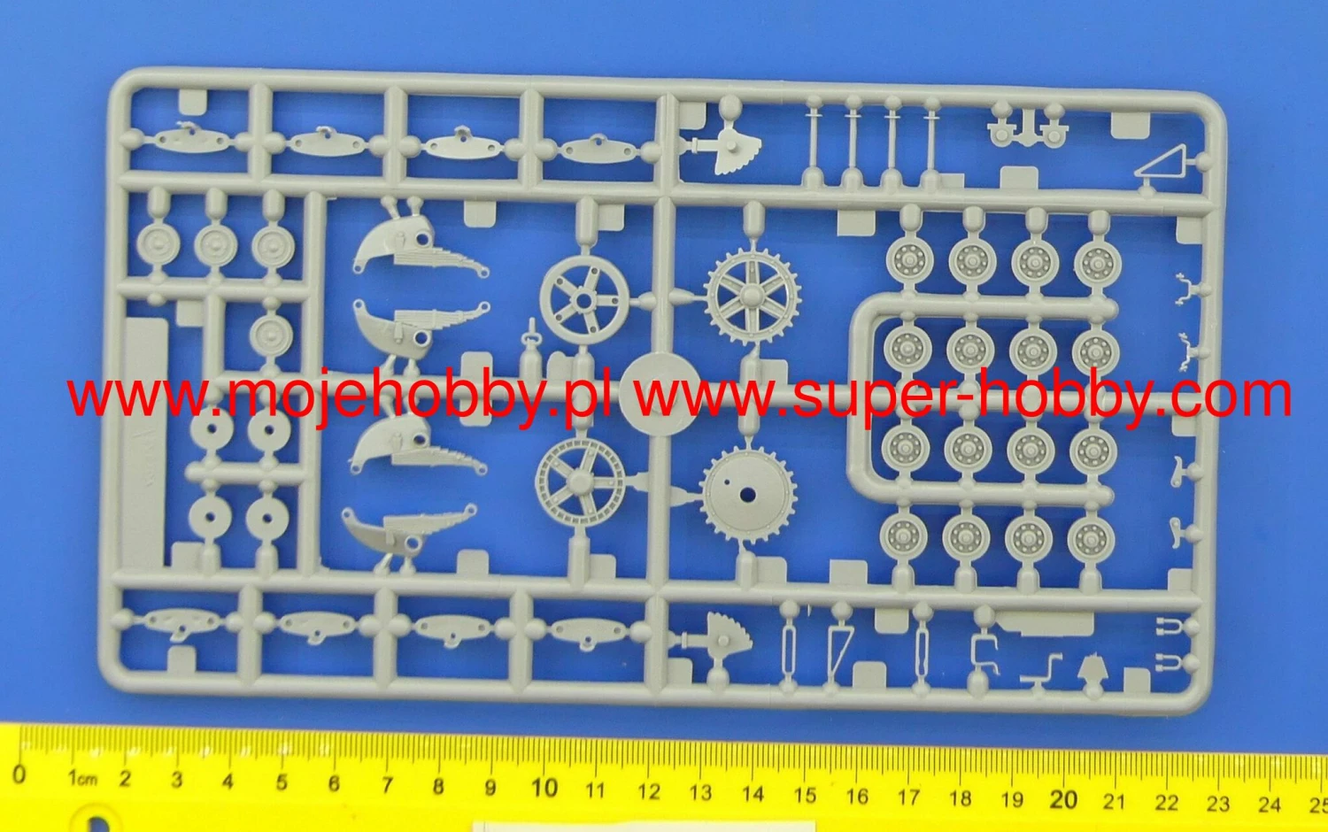 Revell 03505 T-26 World Of Tank 12 Revell 03505 T-26 World Of Tank - Image 10