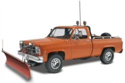 85-7222 Revell GMC(R) Pickup W/Snow Plow 1/24 Scale Model Kit